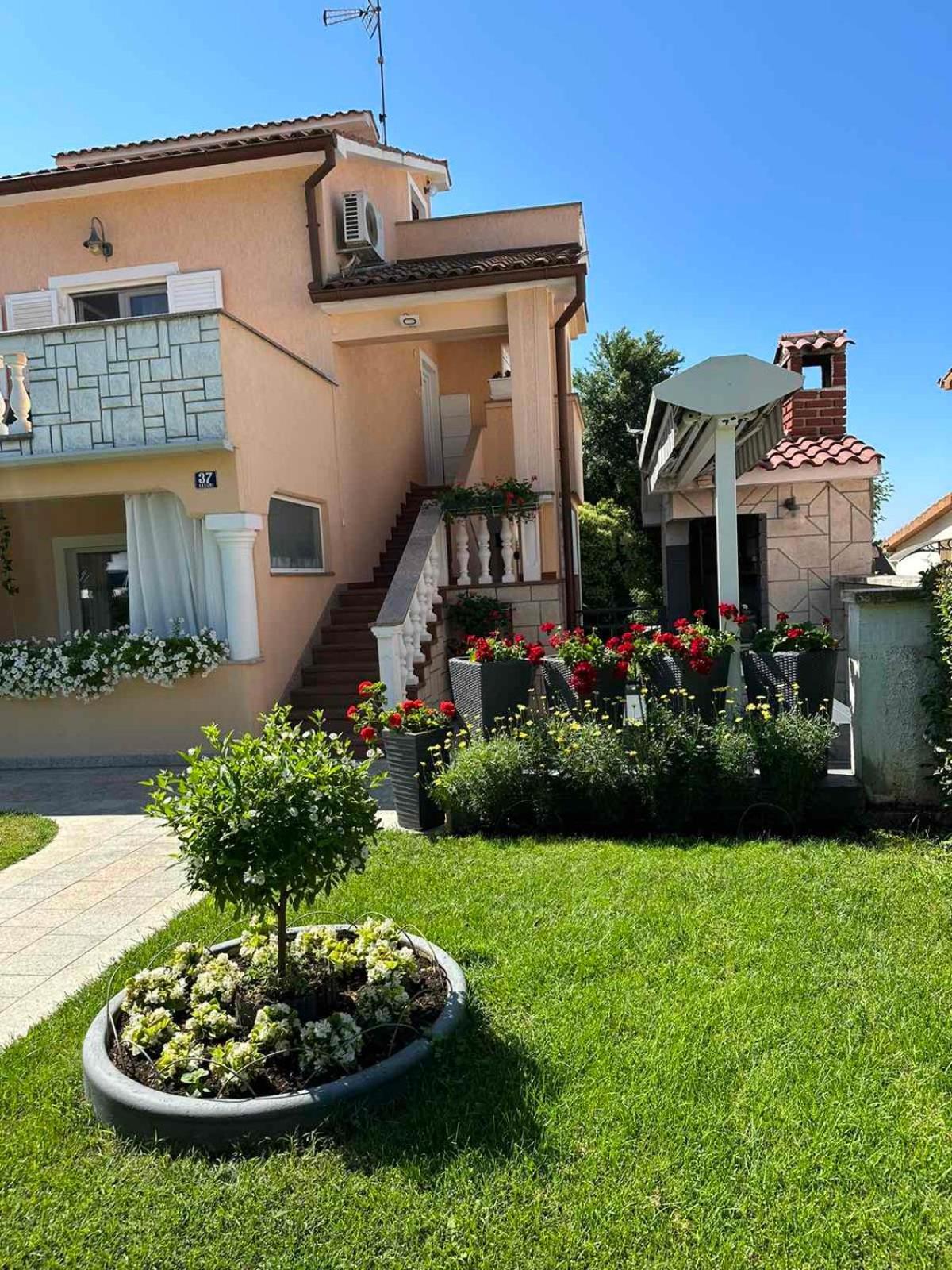 Apartment Vesna Poreč Exteriör bild